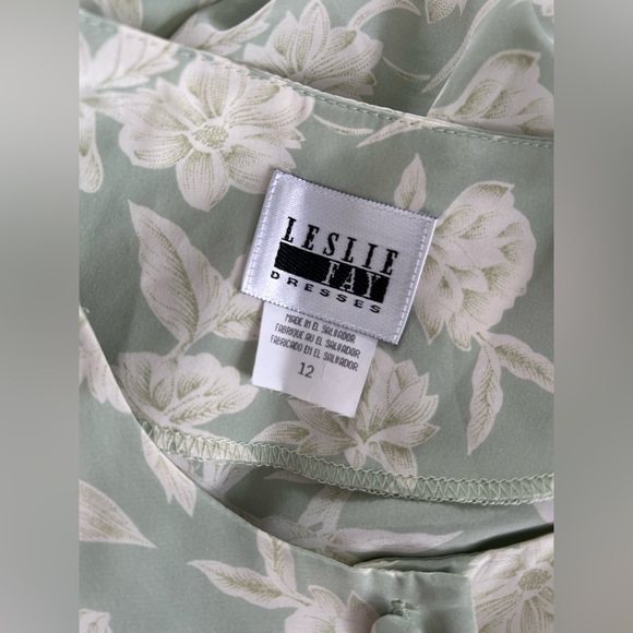 Vintage Mint and Cream Cottagecore Dress - Picture 4 of 5